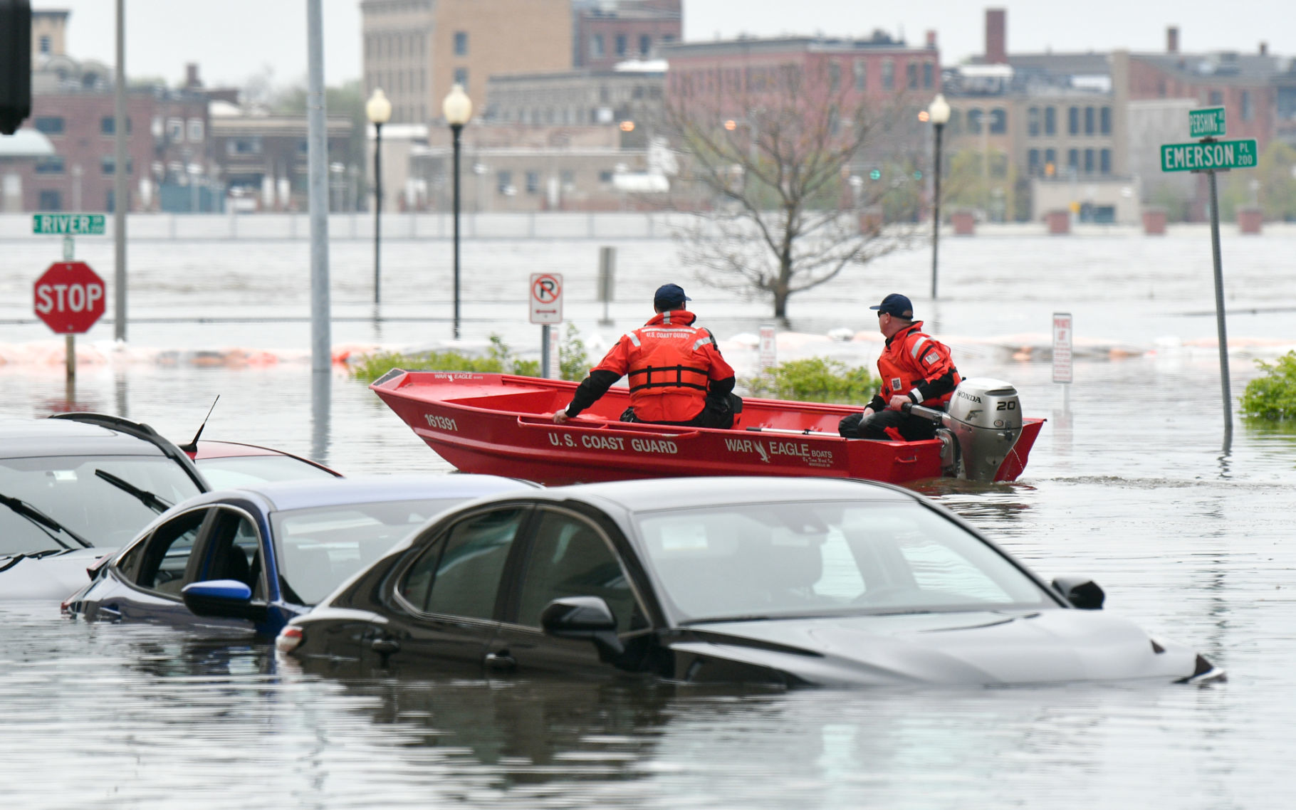 050119-qct-flood-mm-003a.JPG